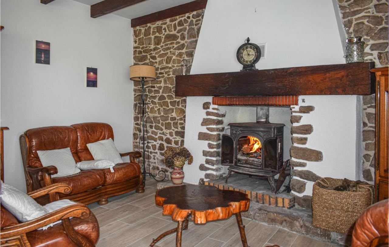 Nice Home In Plehedel With Wifi Екстер'єр фото