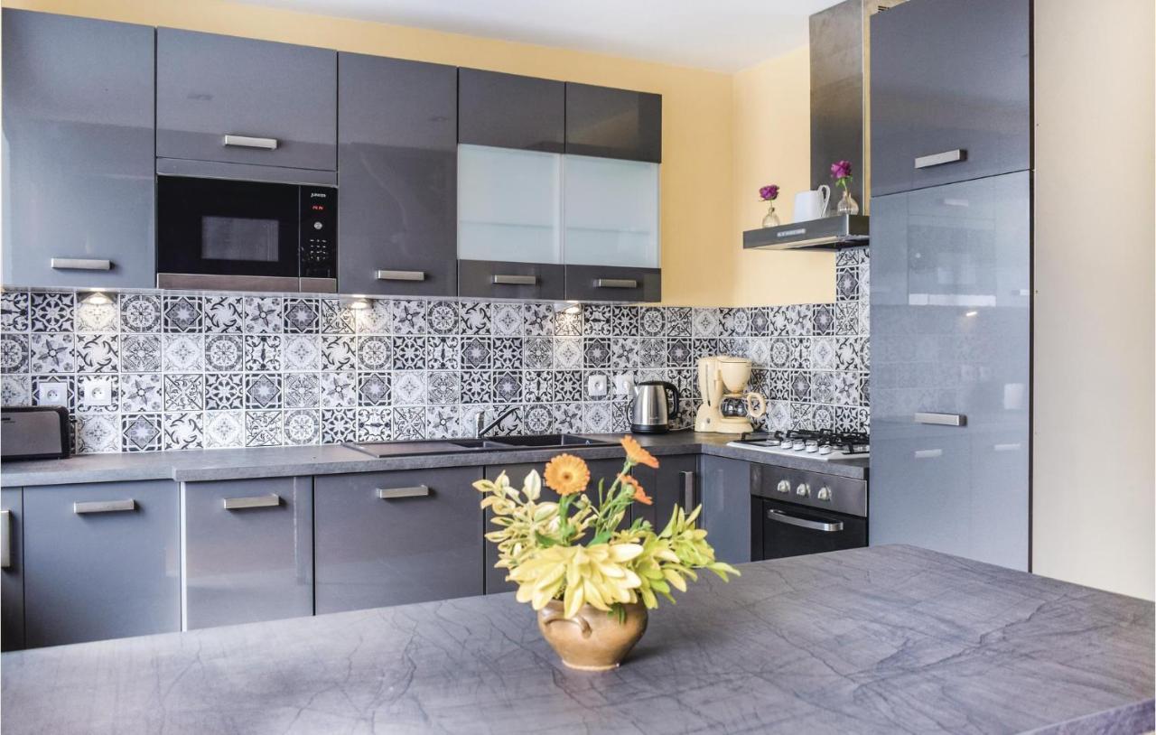 Nice Home In Plehedel With Wifi Екстер'єр фото